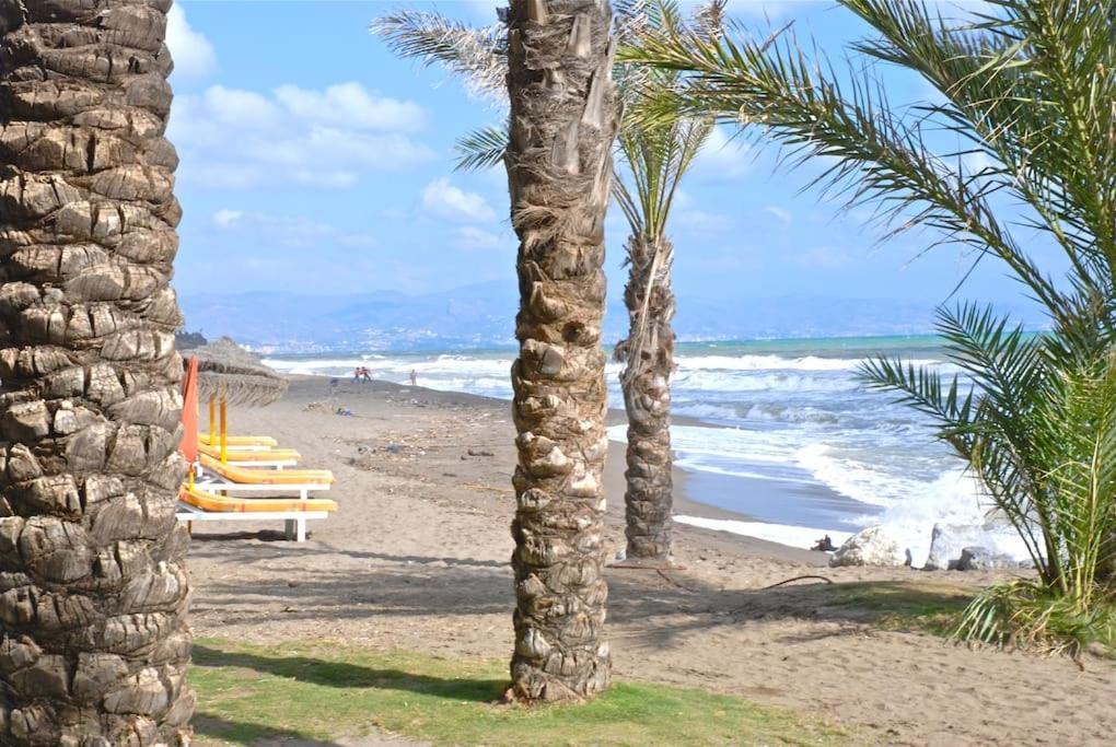 La Casa En La Carihuela A 3 Minutos Andando De La Playa Villa Torremolinos Exteriör bild