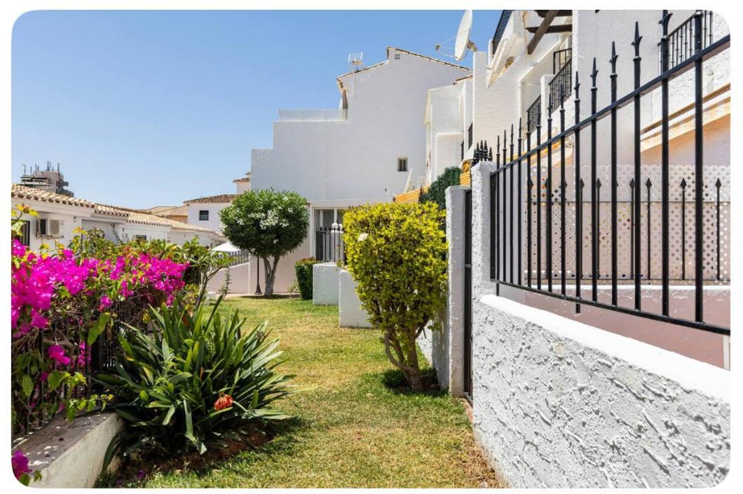 La Casa En La Carihuela Playa A 4 Minutos A Pie Villa Torremolinos Exteriör bild